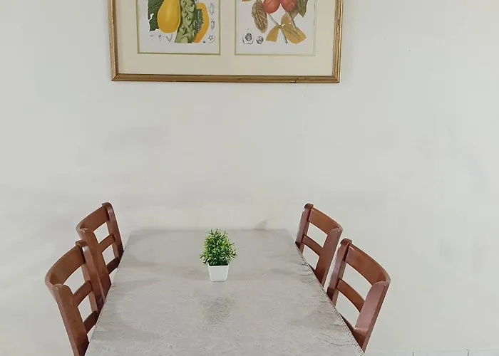 Ground Floor Apartment Seaview Beach
